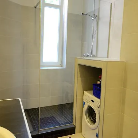 Victus Apartamenty, Belweder 公寓 *